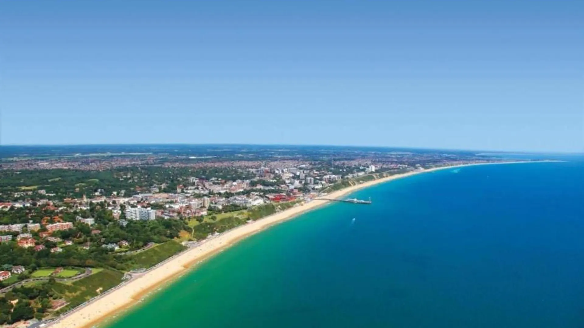 Bournecoast - Apartment With Courtyard And Wifi - 9583 Bournemouth